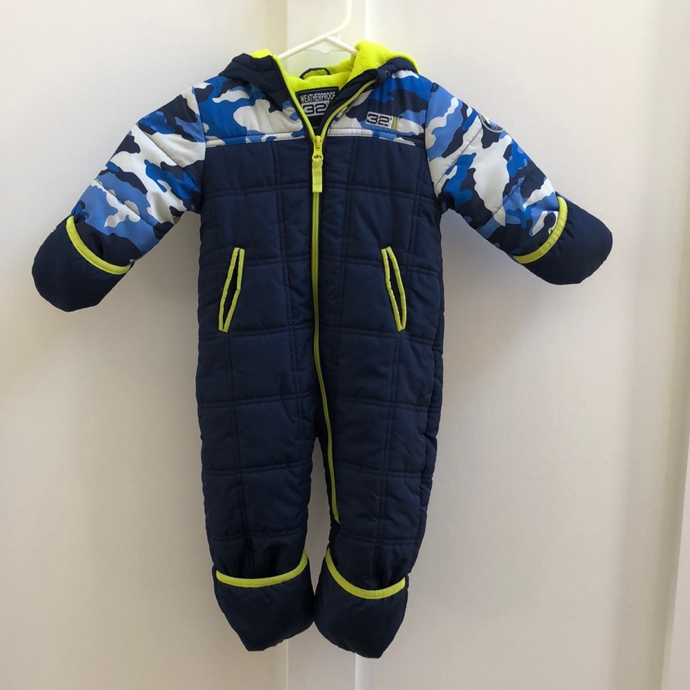 Weatherproof 32 Degrees Performance Navy Snowsuit Size 12 Months Camouflage Trim